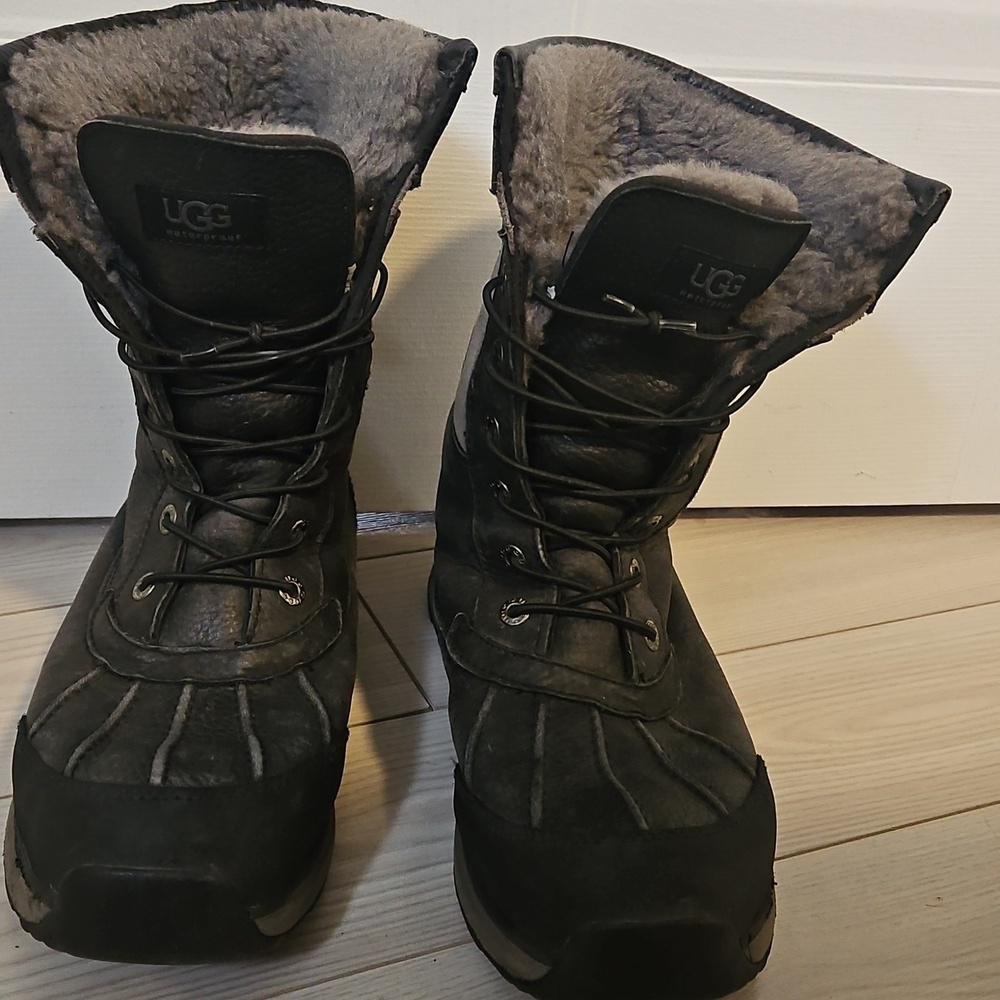 UGG Snow Boots Waterproof Womens Size 10 (Adirondack III) Black And Gray - Picture 4 of 9